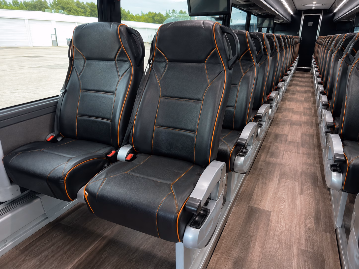 buses for ranch and outdoor wedding venues near sugar land