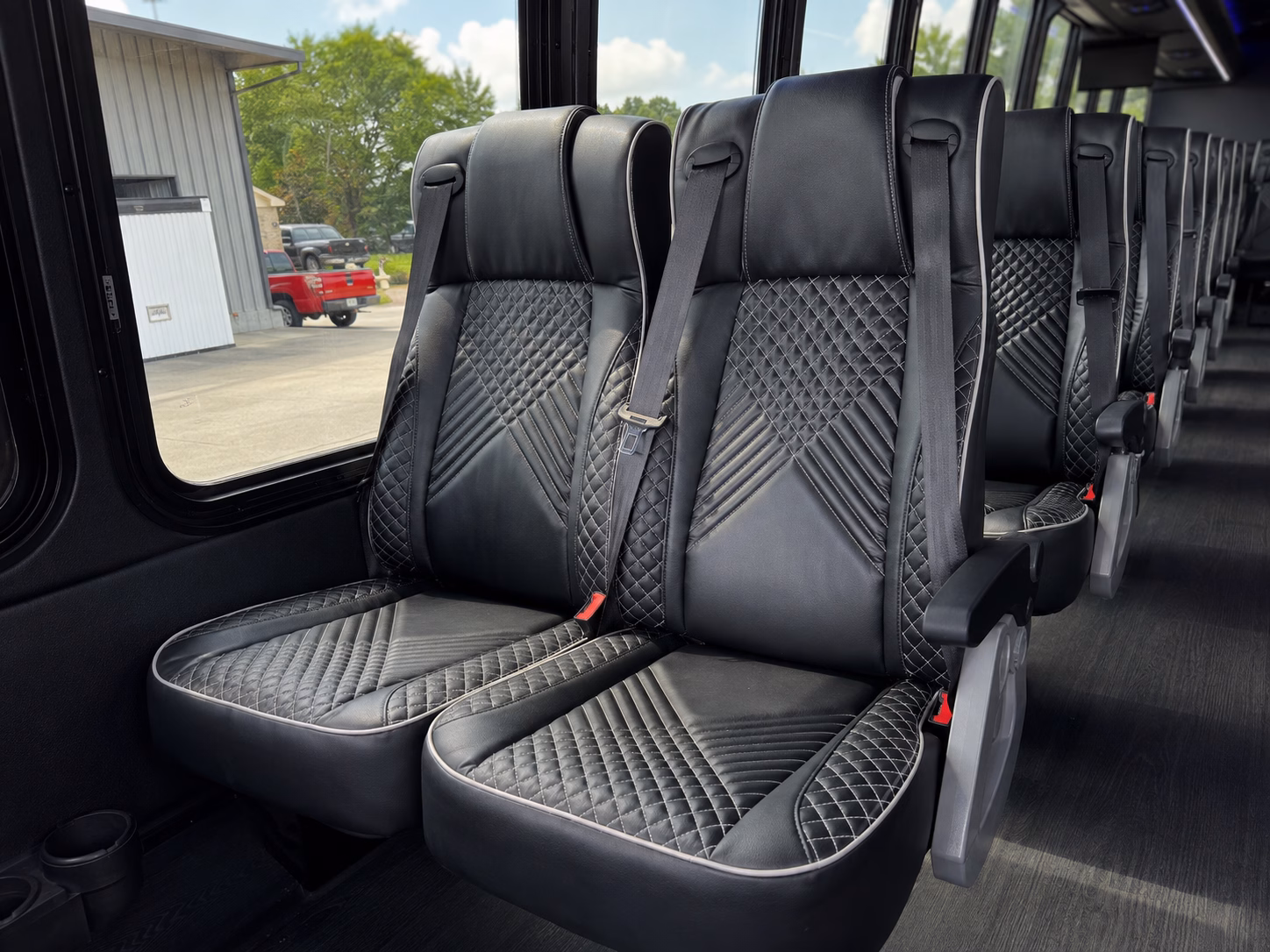 houston livestock show and rodeo buses from sugar land