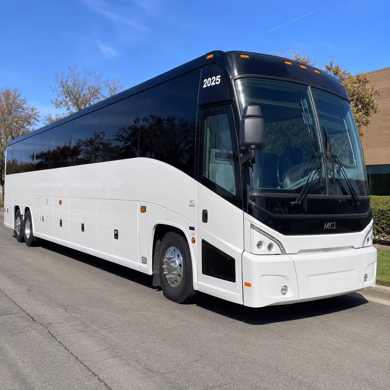 white oak music hall concert buses for sugar land groups